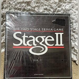 Stage II Trivia VINTAGE BOARD GAME, BY MILTON BRADLEY: